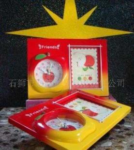 供应红黄色苹果闹钟座钟 | 台钟精品，点亮温馨家居生活